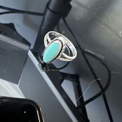 Turquoise silver ring