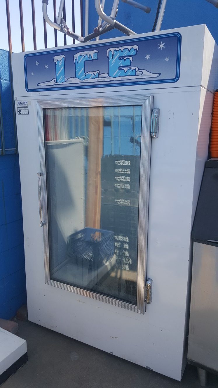 Ice maker and bin &ice storage box