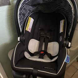 Graco Infant Car Seat