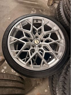 Set of 4 rims and tires