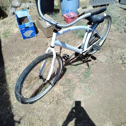 Dasani Beach Cruiser Like New! Reduced $40!!!