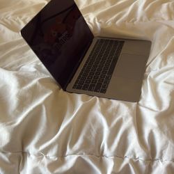 Brand New MacBook Apple I Rarely Use It 