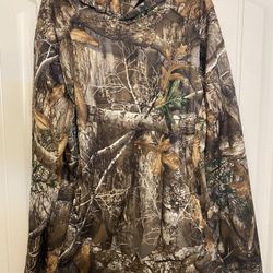 Realtree Edge Men’s Medium Camo Hunting Pullover Hoodie Sweatshirt w/ Built-In Neck Gaiter