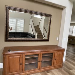 TV Stand/ Cabinet 