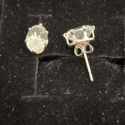 2ctw Oval Moissanite Studs
