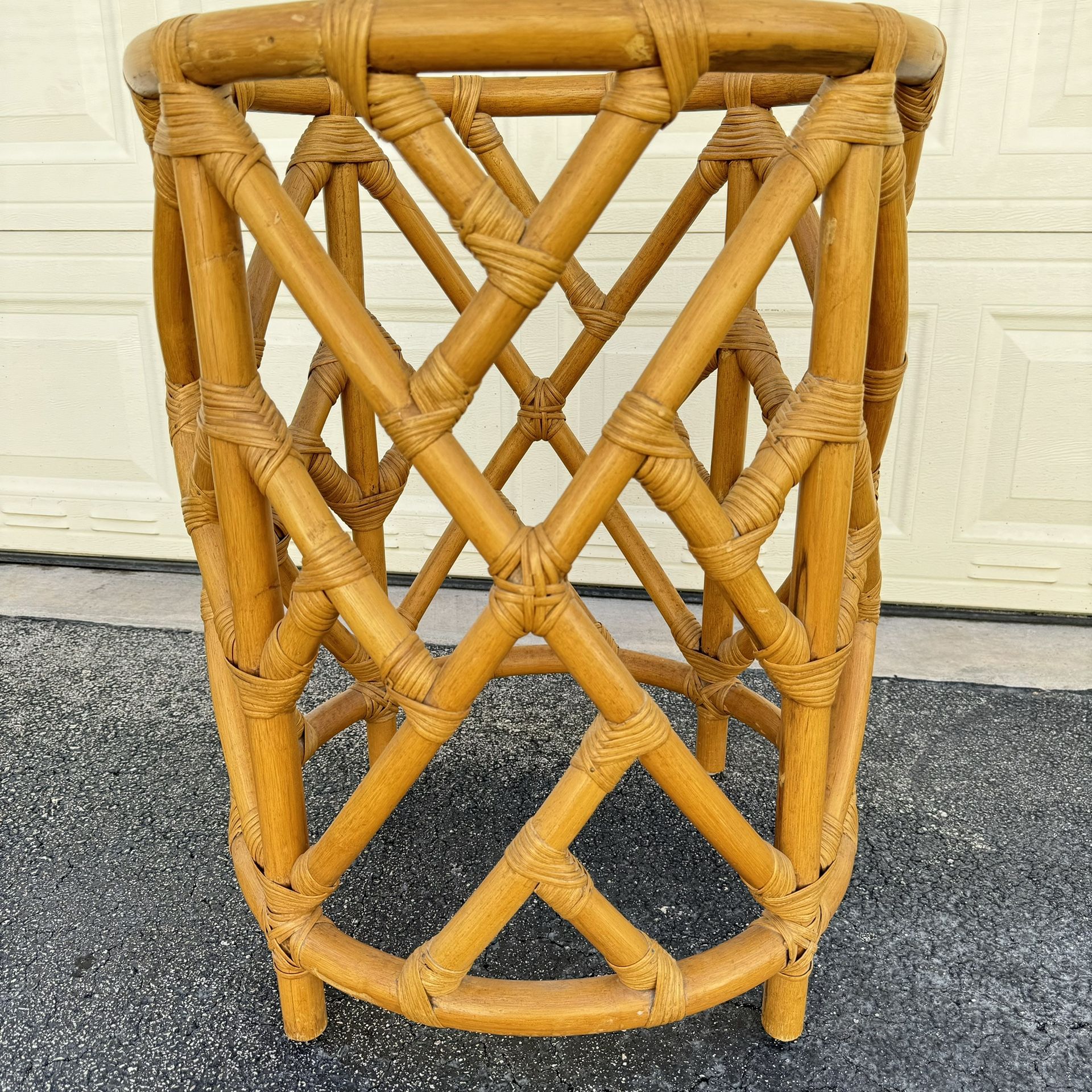 Vintage Chippendale Style Rattan Barrel Table Pedestal