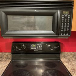 Whirlpool Electric Stove And Microwave 