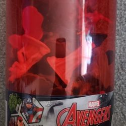 Marvel AVENGERS 38 Piece Play Figures