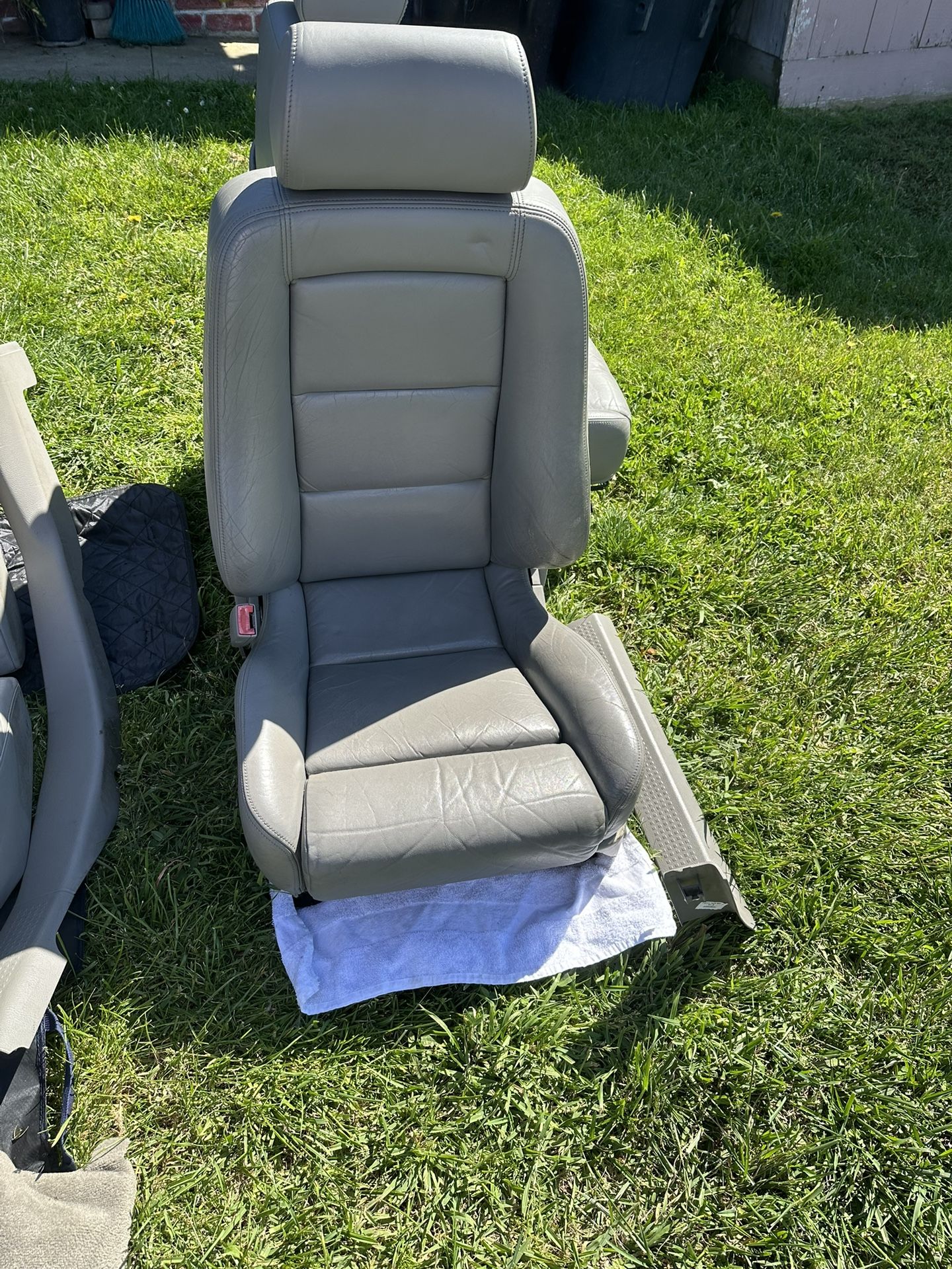 D2 Audi S8 Recaro Interior