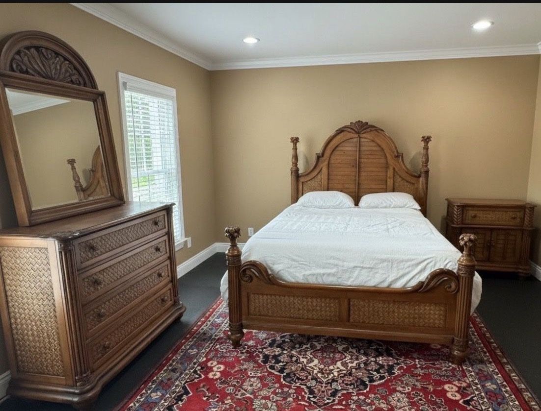 Queen Bedroom Set - Tommy Bahama