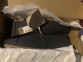 Men’s Toms 8.5