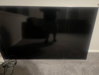 Vizio TV 80”