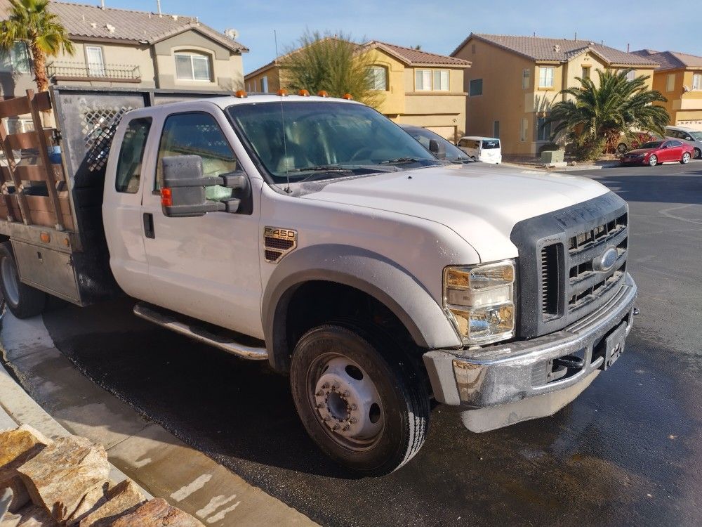 2008 Ford 450xL Working Truck With Lift Gate