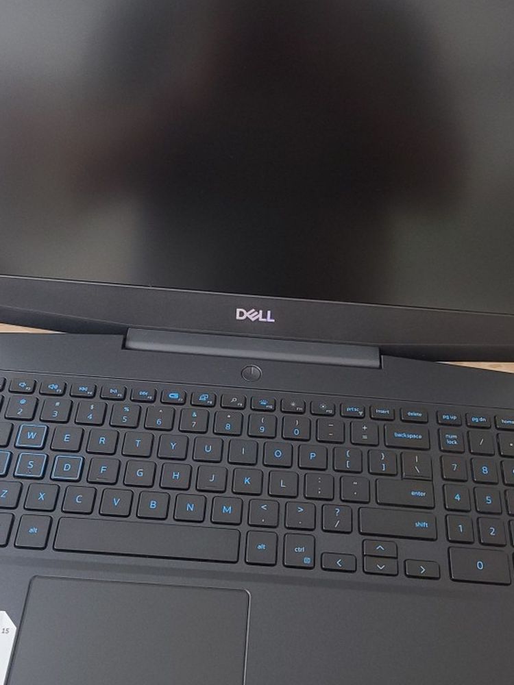 Dell Ultimate G5 Laptop 10th Gen i7/15.6/8GigNvidia2070/1TB/1YR