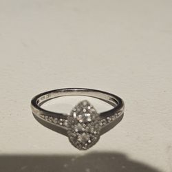 Engagement Ring Womans Size 7