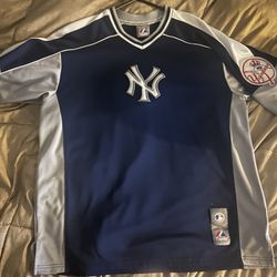 Yankees Majestic Pullover, Heavy Duty Patch Jersey/Shirt, Size Large