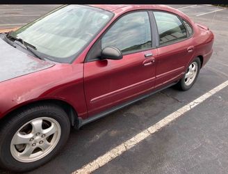 2004 Ford Taurus