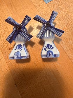 Vintage Delft Windmill Salt & Pepper Shakers Holland Hand Painted