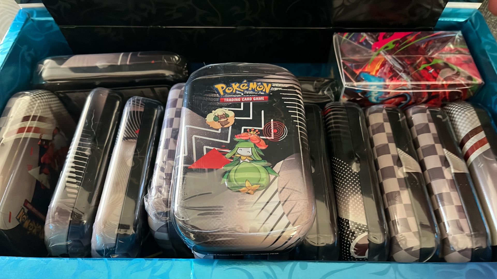 Unova Mini Tins (pokemon Black Bolt White Flare)