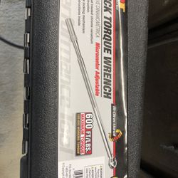 Torque Wrench 600 FT/LBS