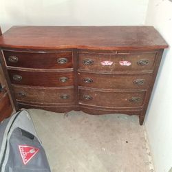 Antique 6 Dresser Draw
