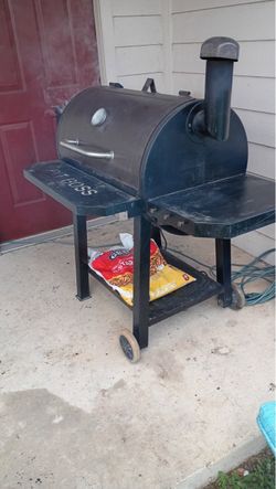 Pit Boss Barbecue Smoker