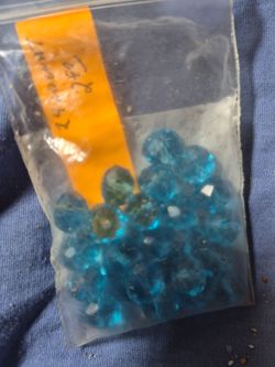24 6mm blue glass beads