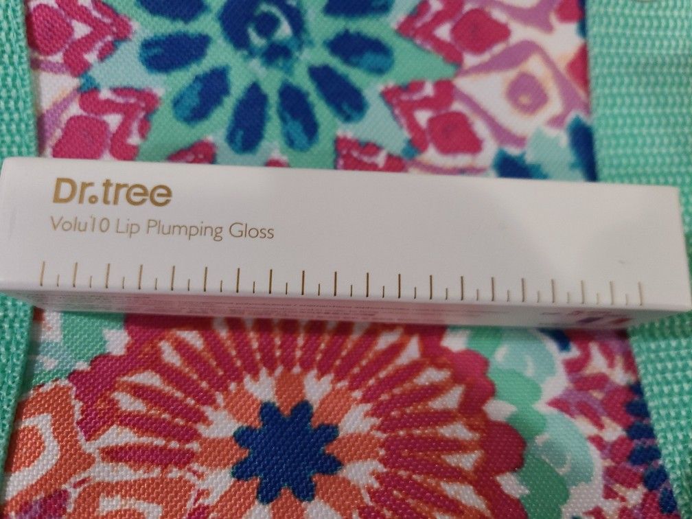Dr Tree Lip Plumping Gloss 