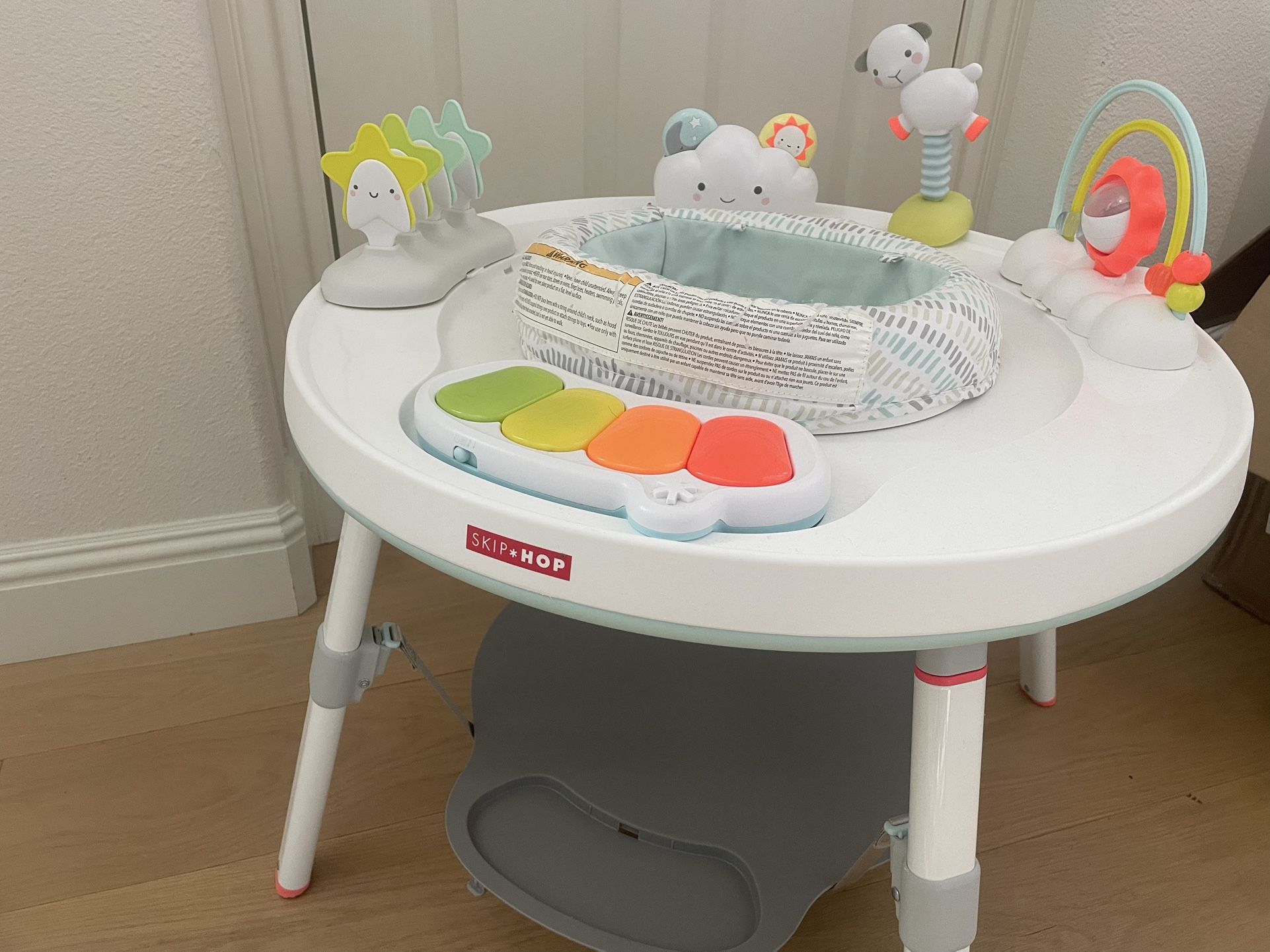 Skip hop Table