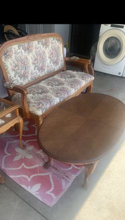Antique Wood Love Seat And Coffe Table