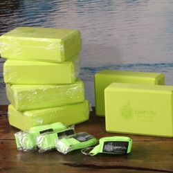 20 Yoga blocks Bundle + BONUS stretching Straps