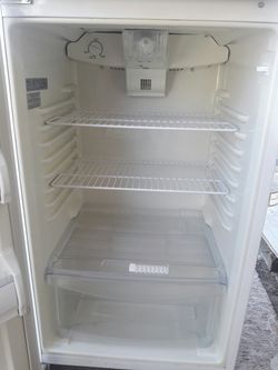 WHIRLPOOL REFRIGERATOR!