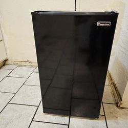 Magic Chef HMR330BE 3.3 cu. ft. Mini Refrigerator in Black