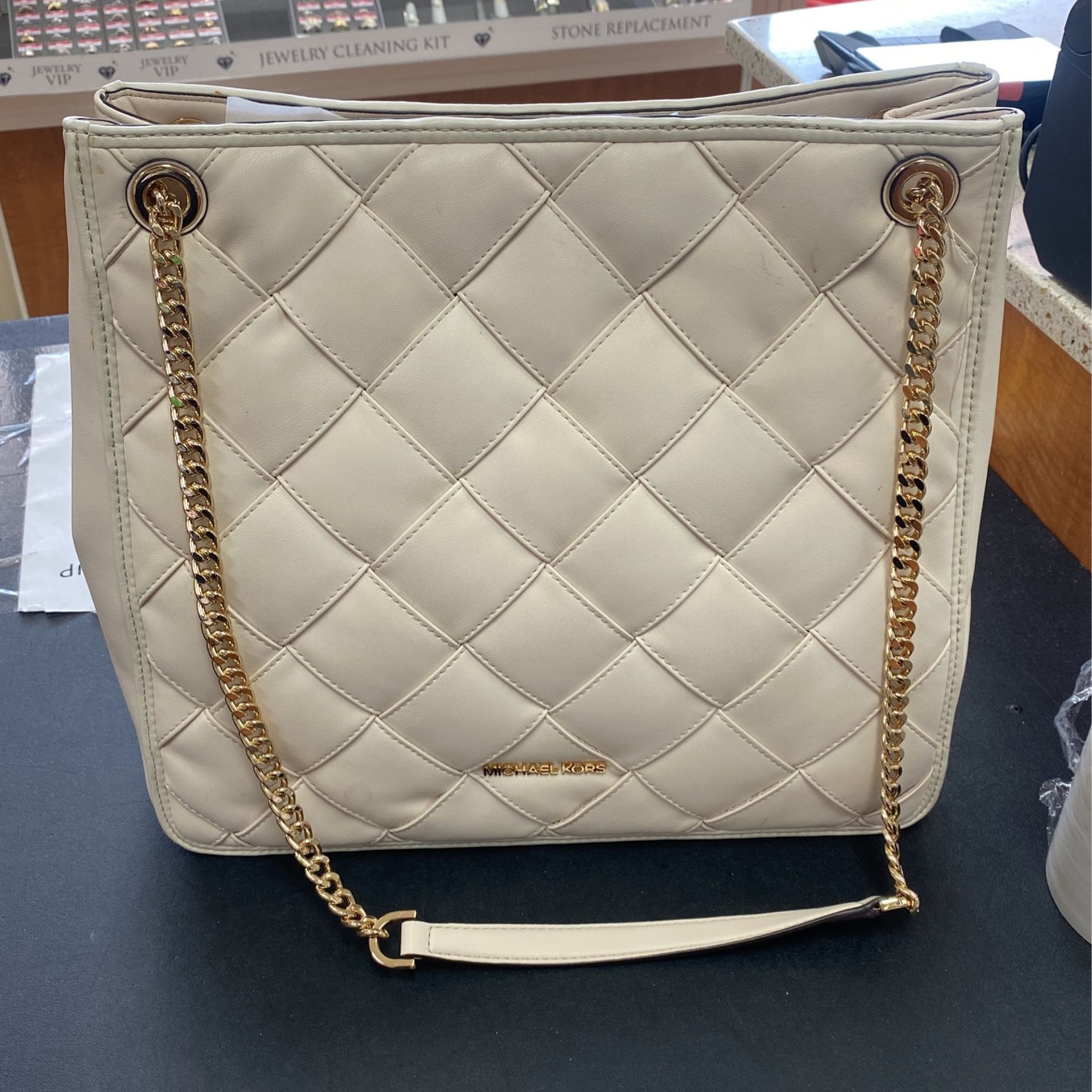 Michale Kors Purse