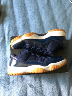 Air Jordan 11 retro navy blue “gum bottoms”