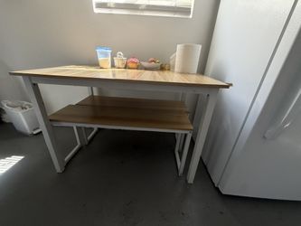 Small Bench Table (Located In EAST LA)