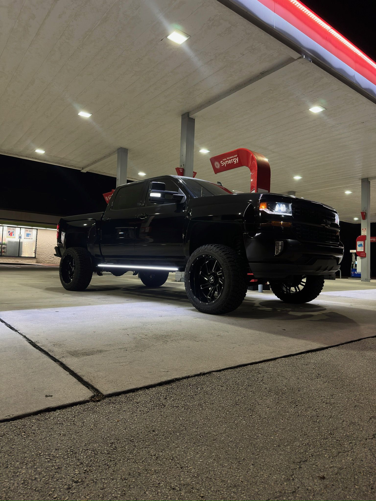 2014 -2019 Chevy Silverado Boost Auto Steps With Integrated Lights.