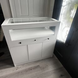 Cabinet , Display Closet , Armor Closet 