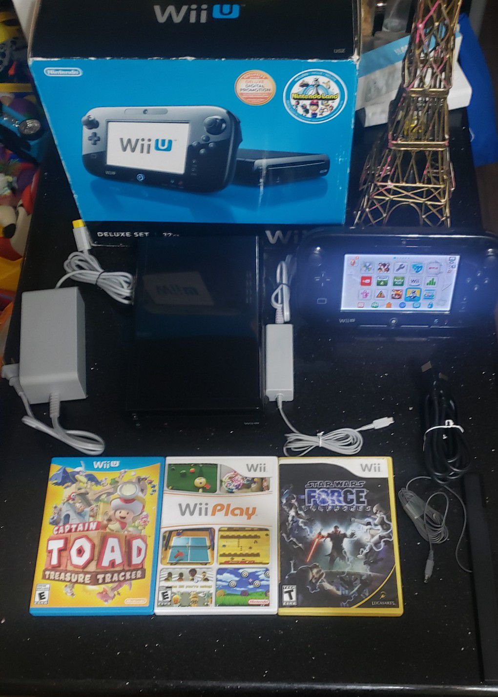 Nintendo Wii U 32GB with 6 Games