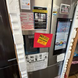 REFRIGERATOR 