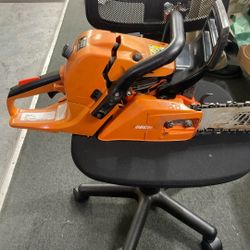 Timber Wolf Chainsaw 