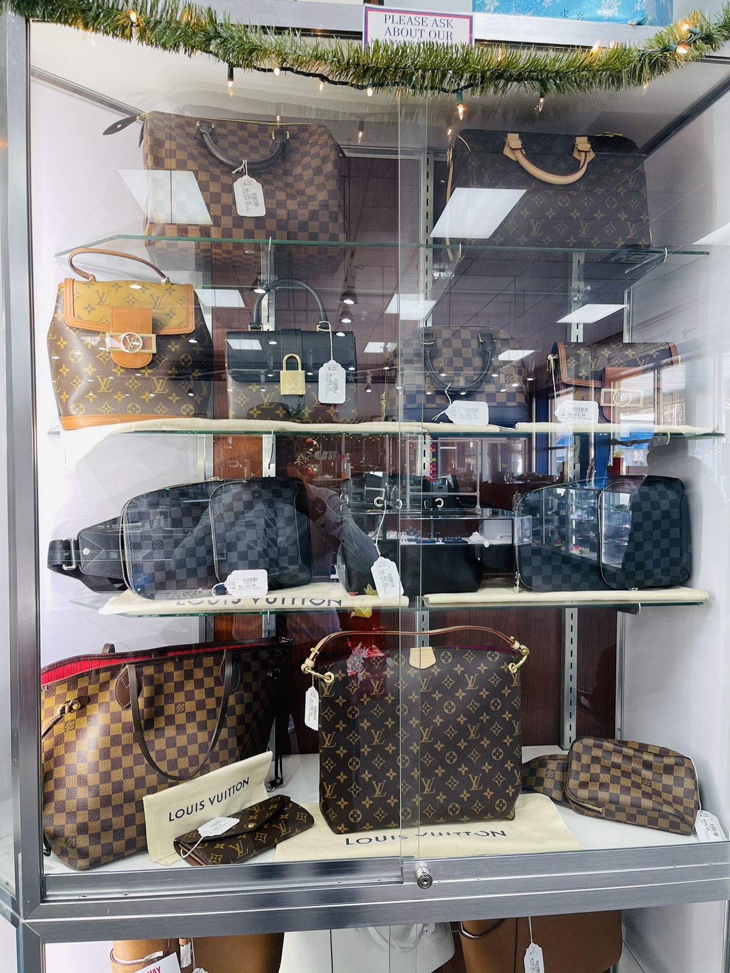 Louis Vuitton handBags