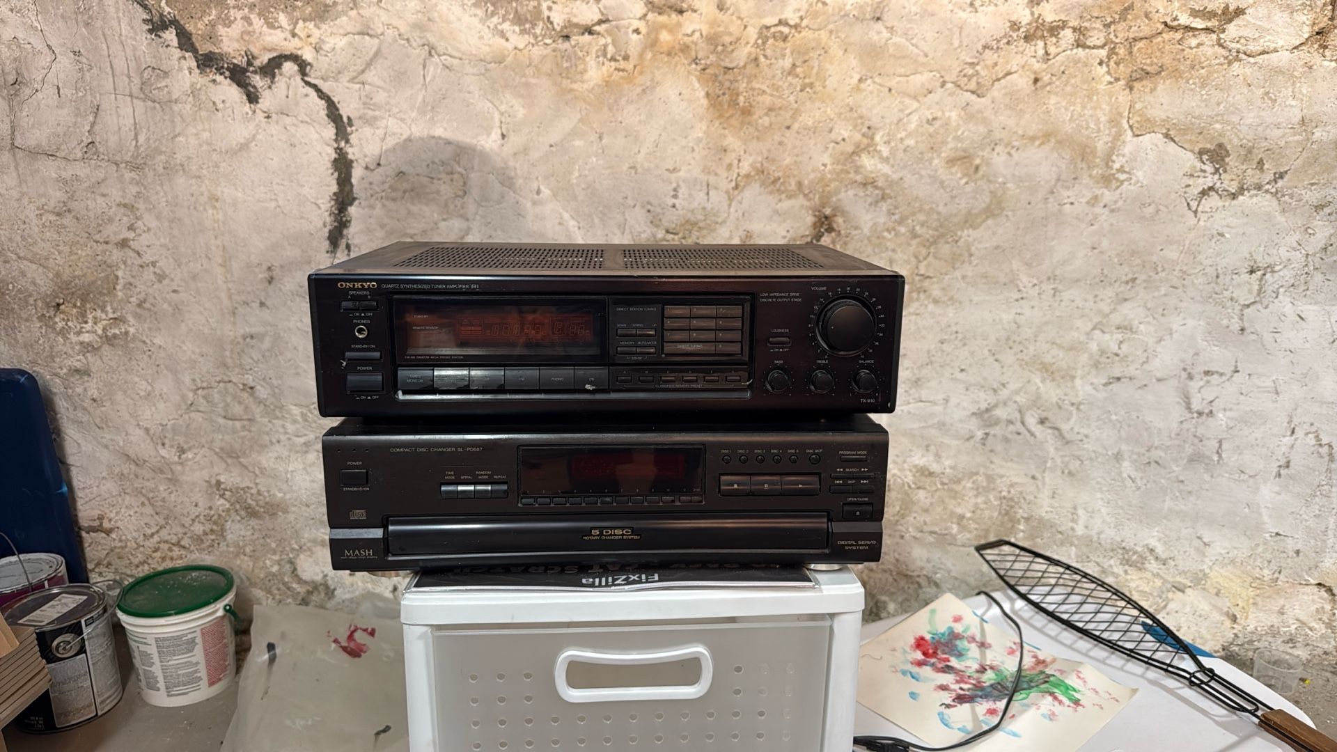 Stereo Receiver And 5 Disc CD Player