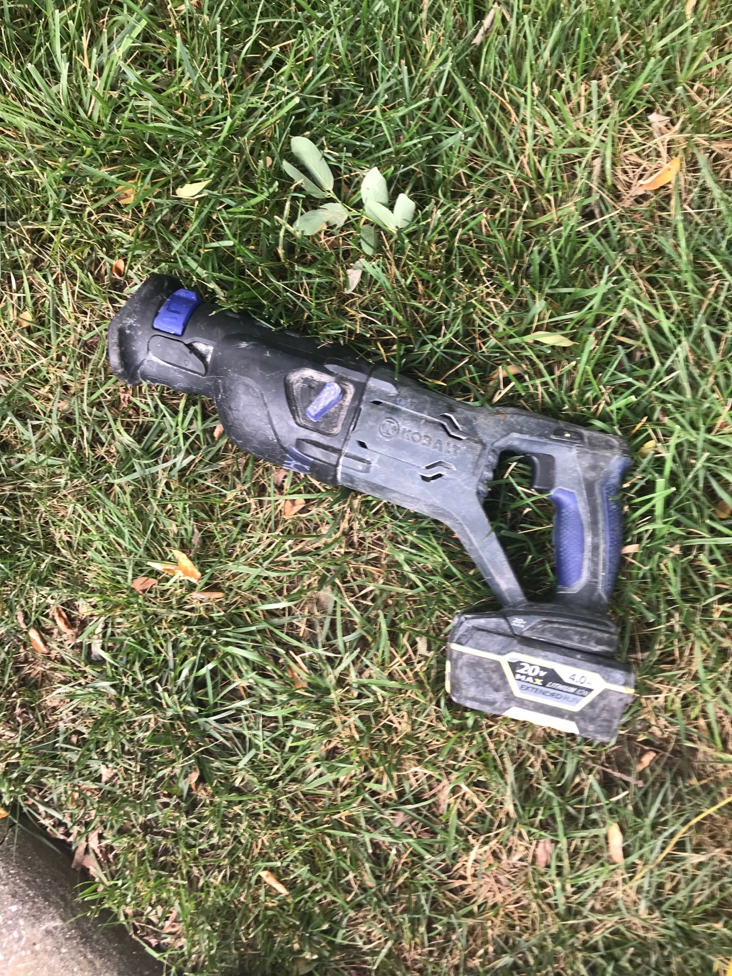Kobalt saw