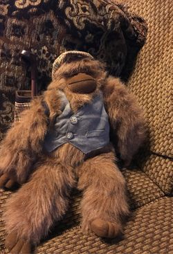 Color Rich limited edition 16 inch monkey with golf club