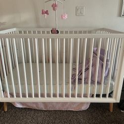 BABY CRIB