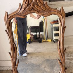 Hand-Carved Wood Wall Mirror – Ornate Vintage Style