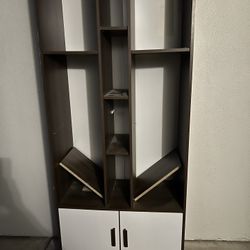 Shelf/cabinet