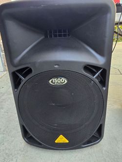 2 Behringer 15 00 watt