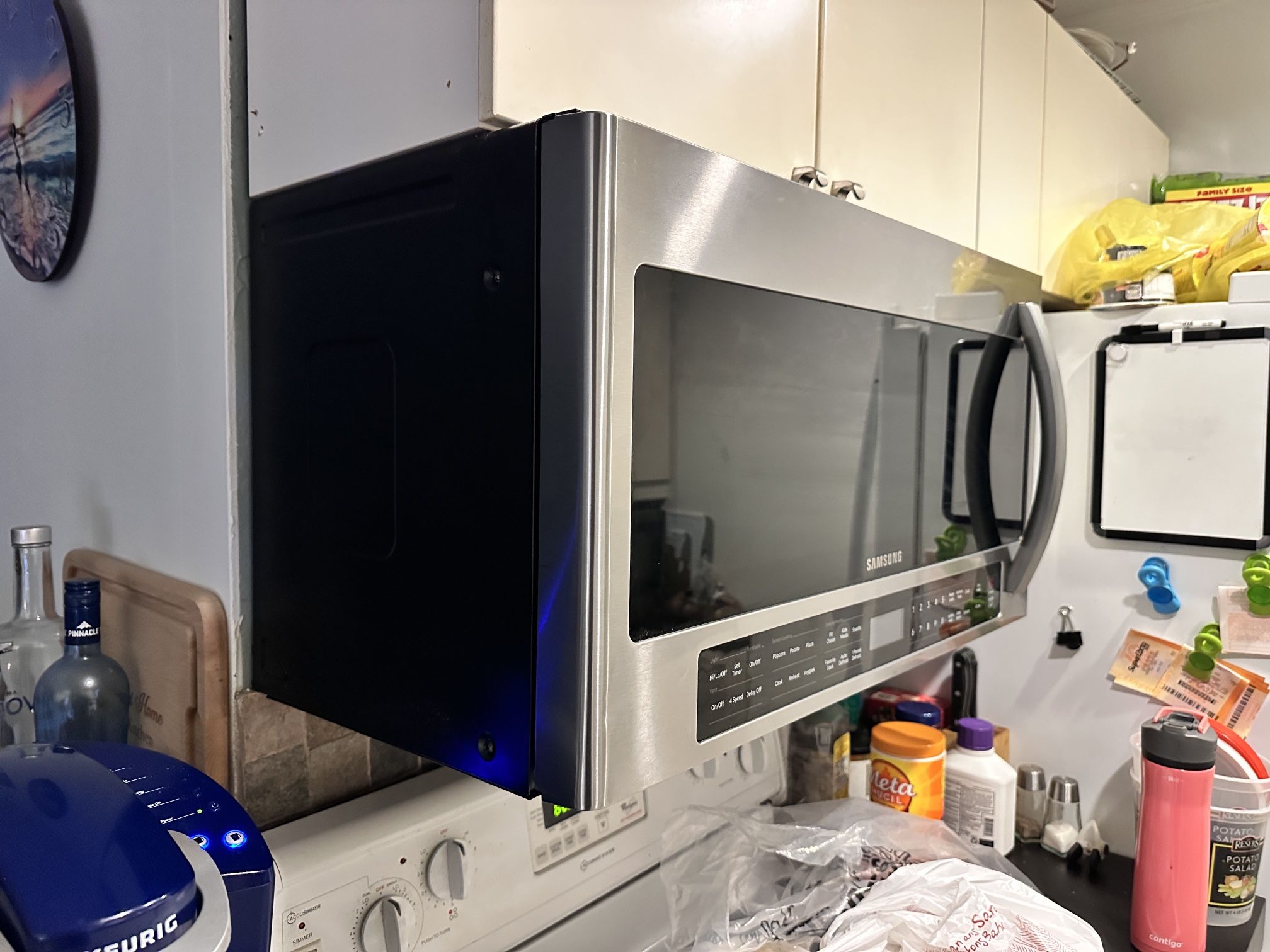2023 Microwave Oven 1.7 cu.ft. Over The Range. Not Working Now But Fixable.